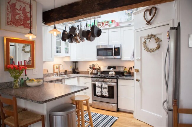 51 Hancock St unit 14, Boston, MA 02114 - photo 2