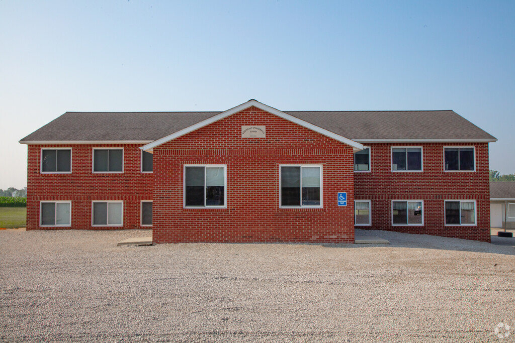 Northeast Spencerville building in Outlying Allen County.