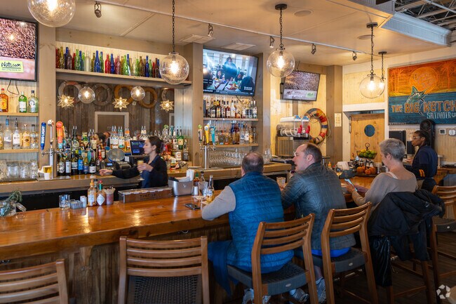 The Big Ketch offers casual family dining in Buckhead Forest.