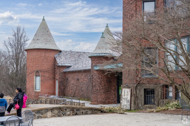 A family enjoys the view at deCordova Sculpture Park and Museum in Lincoln.