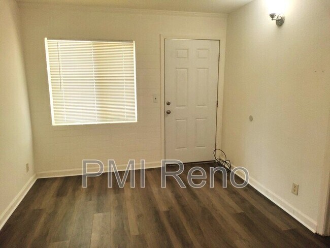 821 Spokane St unit 3, Reno, NV 89512 - photo 5