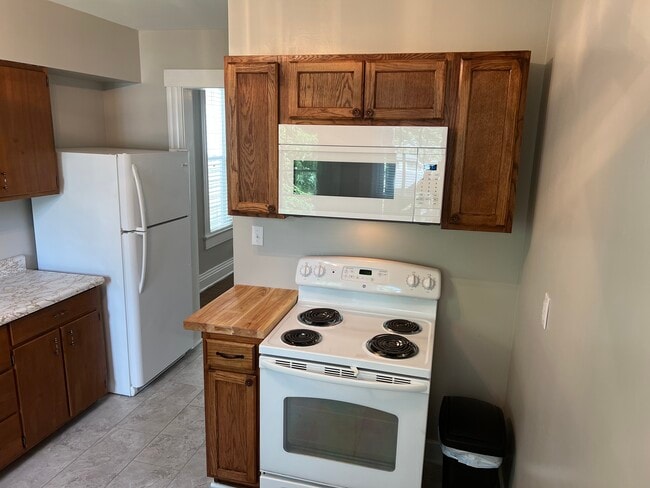 1635 Eastern Pkwy unit 1, Louisville, KY 40204 - photo 3