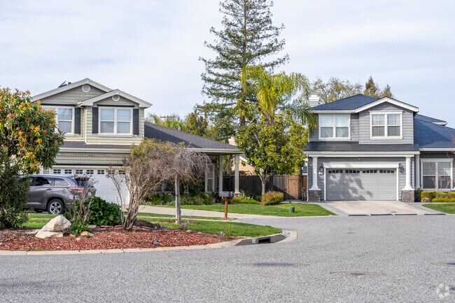 Nestled in the heart of Sobey, this home blends modern luxury with the natural beauty of the hills, offering a peaceful retreat with breathtaking views.
