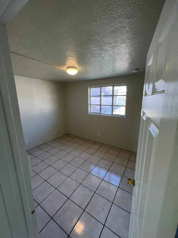5409 Dailey Ave, El Paso, TX 79905 - photo 5