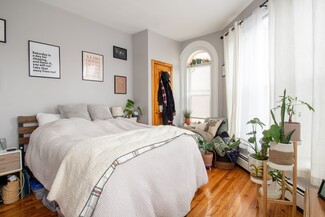 117 Elm St Unit 2, Newton, MA 02465