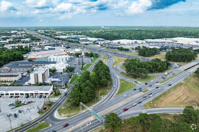 Hillsdale residents can be anywhere in minutes via I-65.