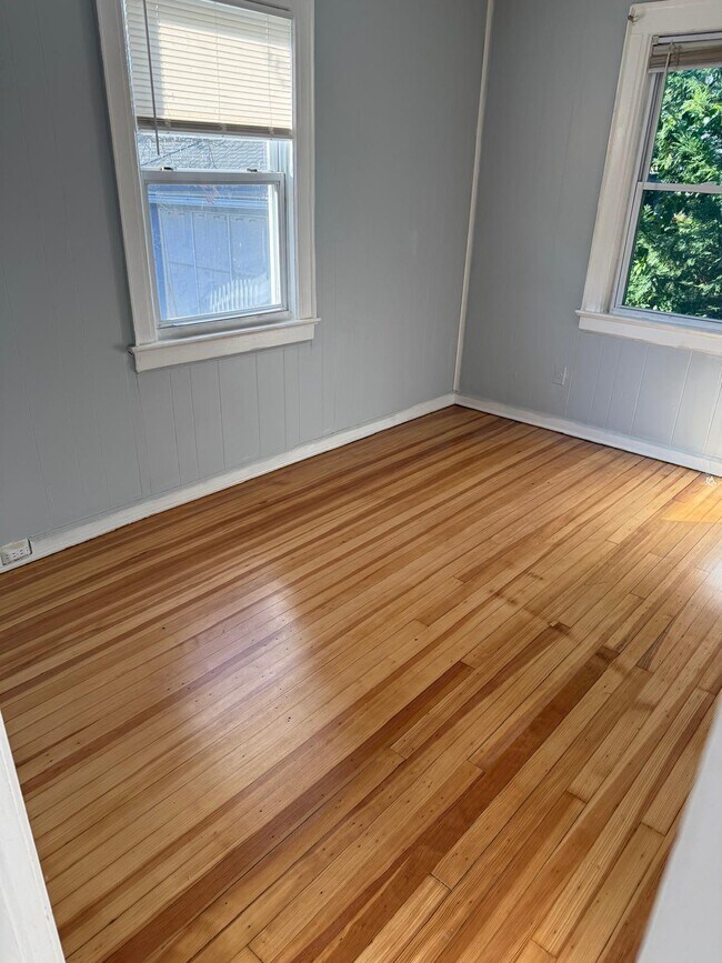 12 Forest Row unit 1, Great Neck, NY 11023 - photo 7