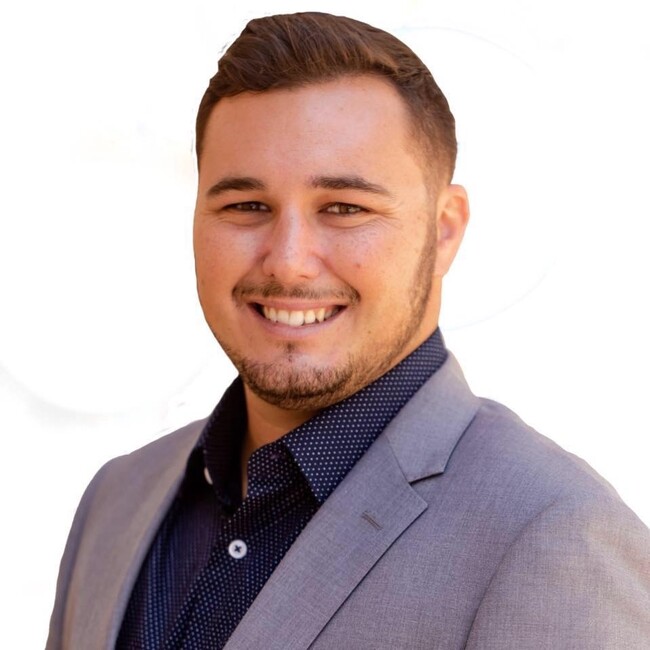Agent Photo
