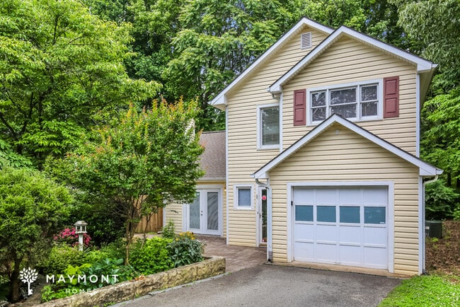 610 Pisgah Church Rd, Greensboro, NC 27455 - photo 4