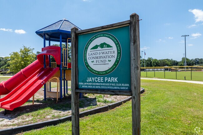 Jaycee Park park is a public park in Hattiesburg.