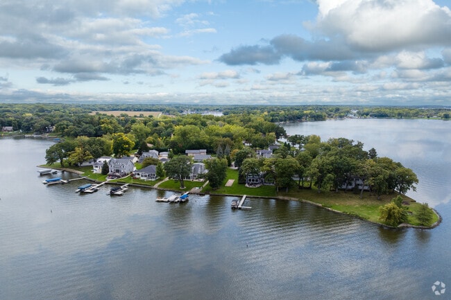 The stunning topography of Merrywood Point lends to the idyllic charm of West Antioch.