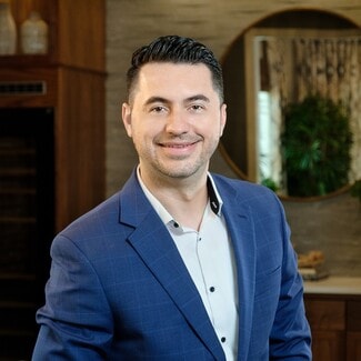 Leo Estrada