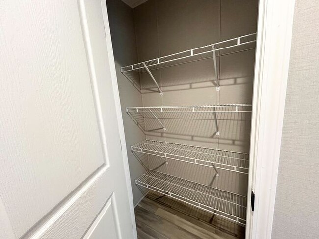 52962 N Yorktown Ct, Chesterfield, MI 48051 - photo 4