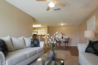 890 Motsie Rd, Biloxi, MS 39532