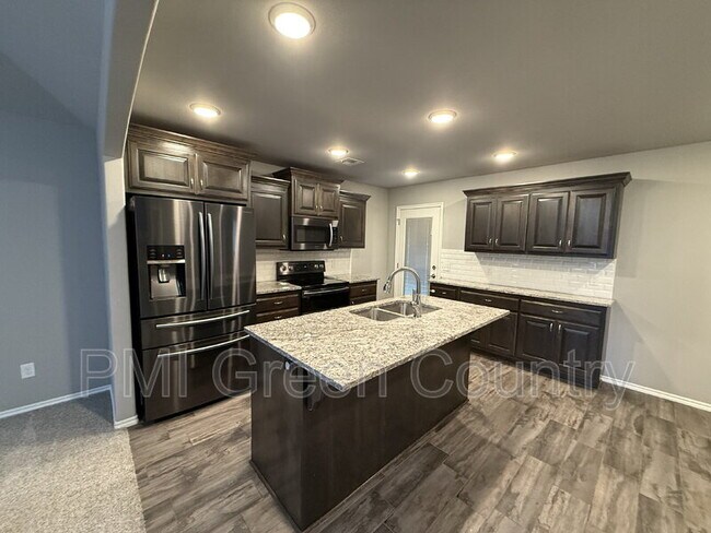 14153 S 270th E Ave, Coweta, OK 74429 - photo 5