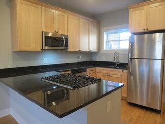1782 W 44th St, Cleveland, OH 44113