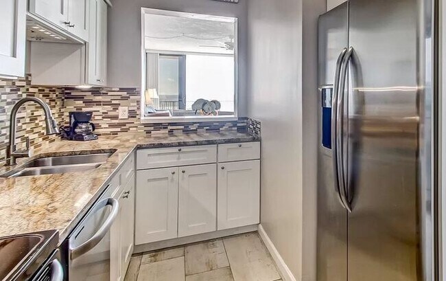 601 1st St S unit 2C, Jacksonville Beach, FL 32250 - photo 5