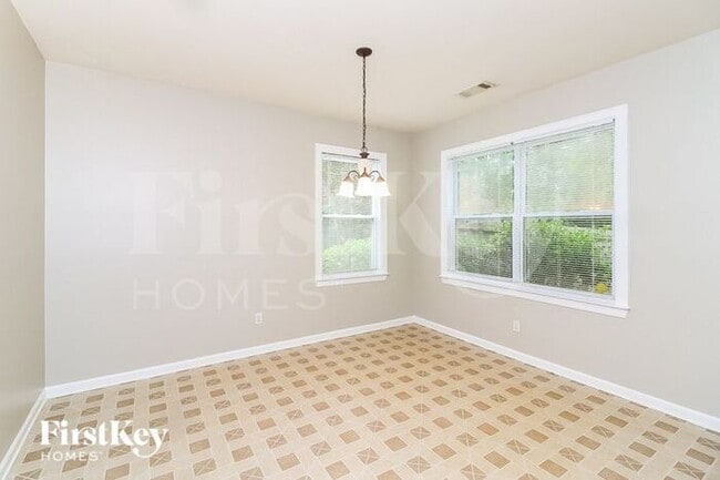 2405 Langstan Ct, Locust Grove, GA 30248 - photo 4