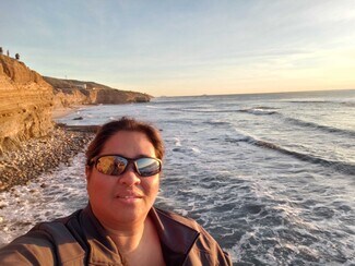 Deanne DeGuzman-Cadelina