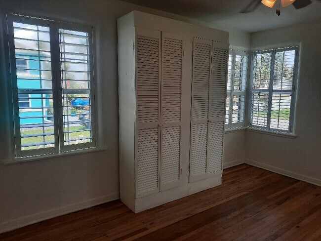 512 Phoenix Ave unit 5, Daytona Beach, FL 32118 - photo 2