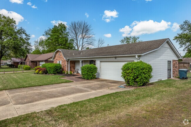 Blytheville homes sell for a median price of $130,000.