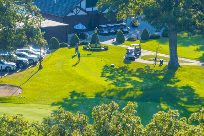 Sherwood locals can play a twighlight round of 9 holes at the Lafayette Country Club.