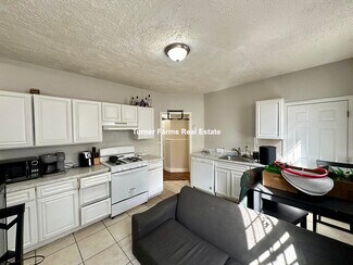 17 Cawfield St, Boston, MA 02125