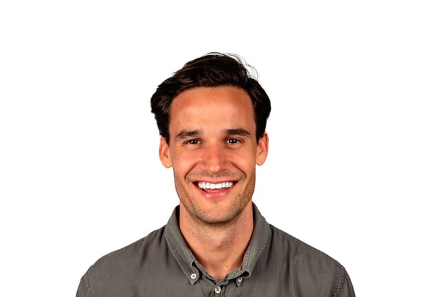 Agent Photo