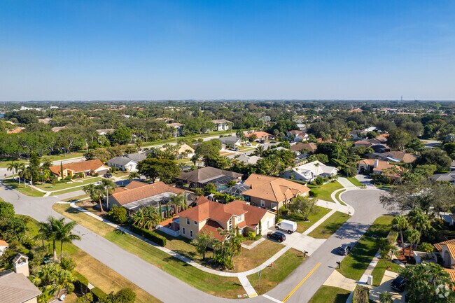 Beautiful views of the residential side of Paddock Park.
