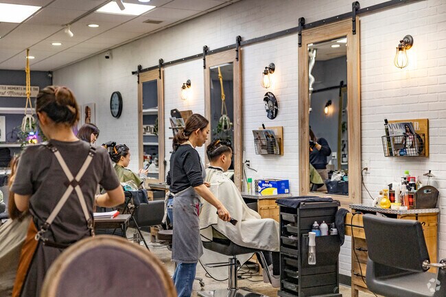 Hair Prince is ready to give you a fresh cut a short drive away from Oak Hill.