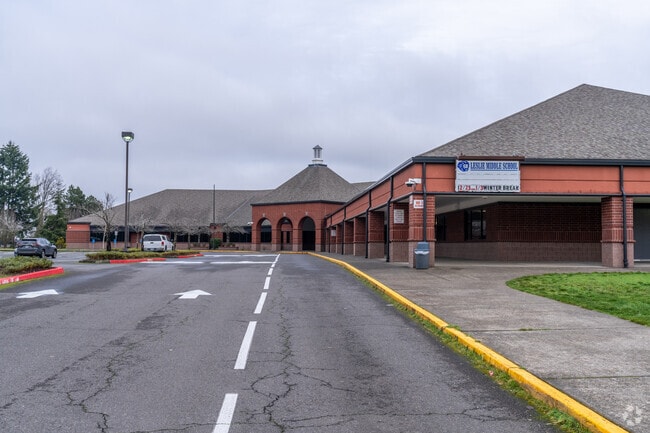 Leslie Middle School is a public school in Salem.