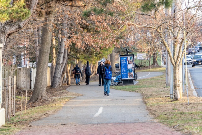 The Collins Cove Rail Trail runs through the neighborhood for pedestrian and bike access.