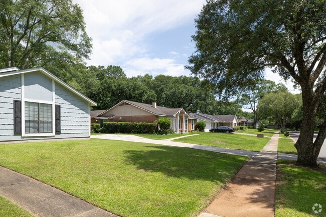 Nestled in the rolling hills of Alabama, Malibar Heights offers serene living with a view.