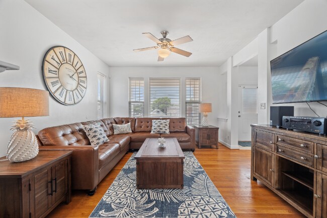 980 W Ocean View Ave, Norfolk, VA 23503 - photo 5