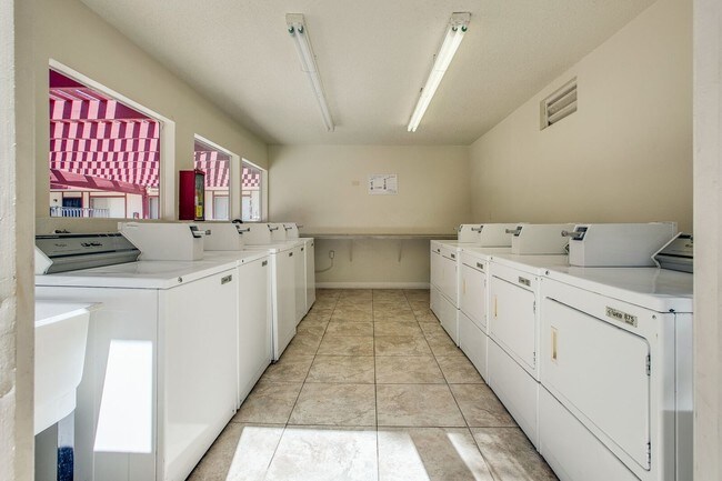 Redwood Gardens, Las Vegas, NV 89146 - photo 6