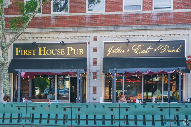 The First House Pub is another local favorite for residents living in North Main that provides ample outdoor dining space.