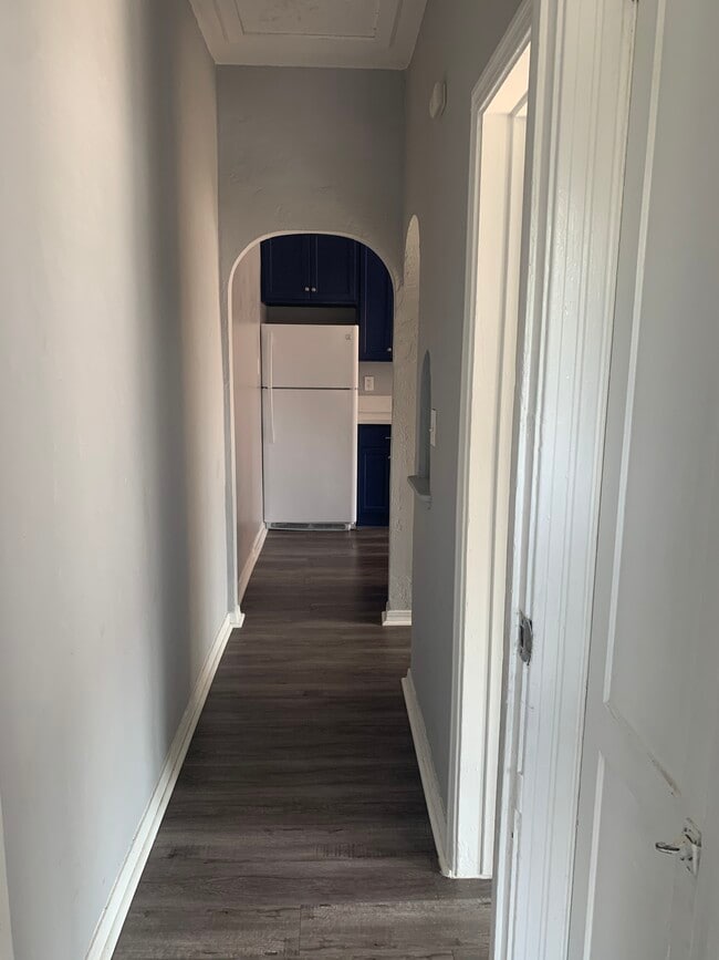 2322 1/2 E 2nd St unit 2322 14, Los Angeles, CA 90033 - photo 7