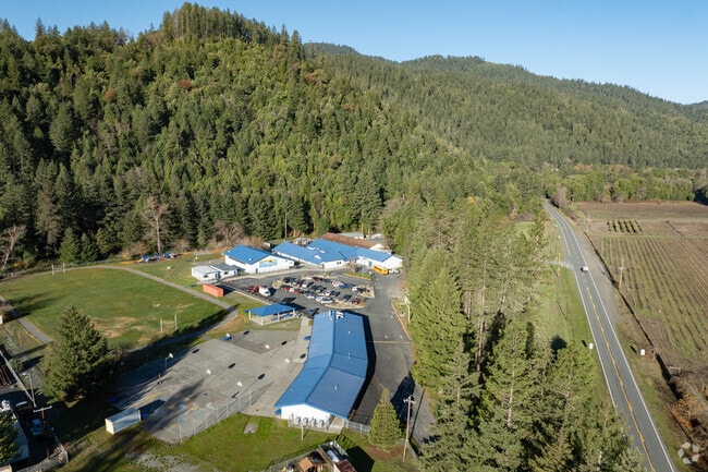 Trinity Valley Elementary School provides a learning environment nestled against the forest.