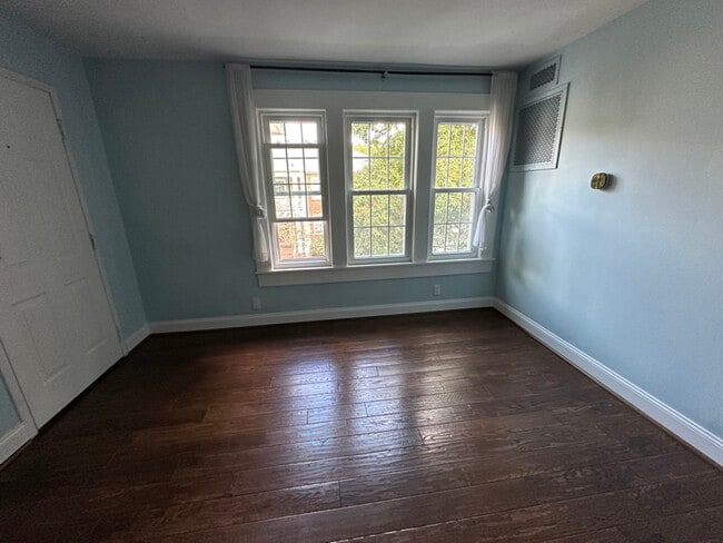 305 E Duncan Ave unit F, Alexandria, VA 22301 - photo 3