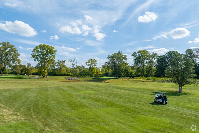 Near Northwest Riverside lets locals enjoy some of the best golfing in Indianapolis.