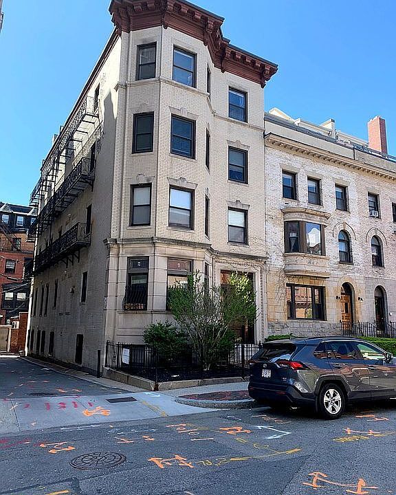 65 Hemenway St, Boston, MA 02115