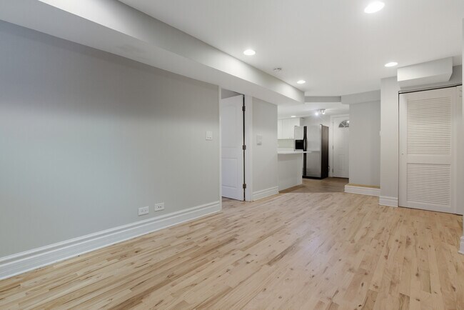 5611 N Glenwood Ave unit GDN, Chicago, IL 60660 - photo 5