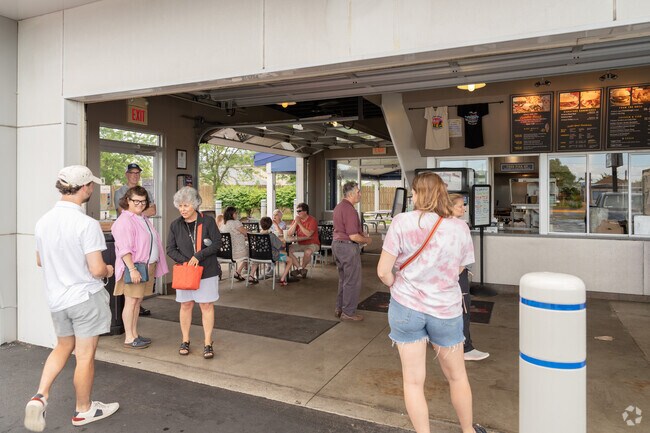 Andersons Frozen Custard in Kenilworth was founded in 1946 by children of a Swedish Immigrant.