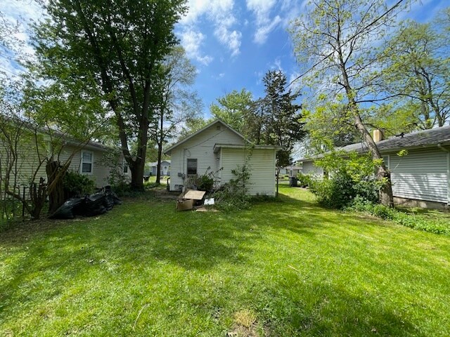 518 S 28th St, South Bend, IN 46615 - photo 5