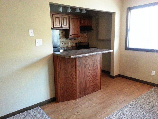 Wyndsor Terrace, Ames, IA 50014 - photo 6