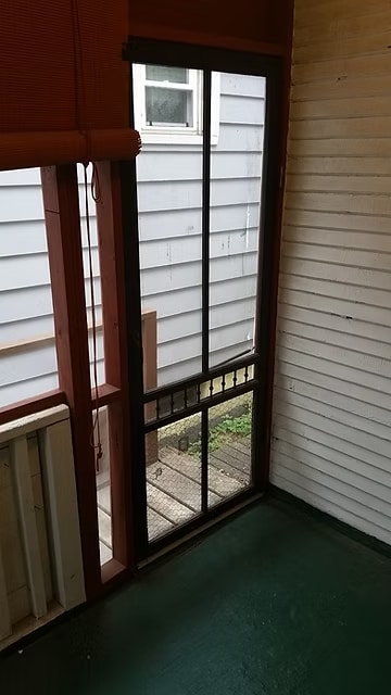 413 1st St SW, Chisholm, MN 55719 - photo 2