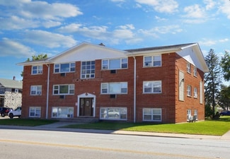 7821 43rd St Unit 3C, Lyons, IL 60534