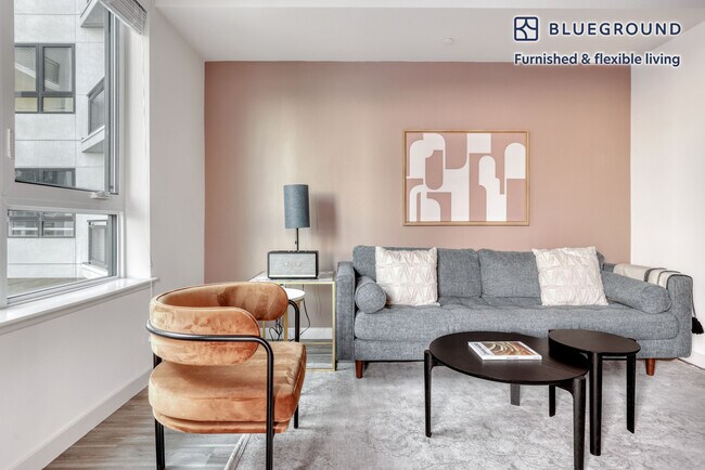 6701 Shellmound St unit FL4-ID1466, Emeryville, CA 94608 - photo 2