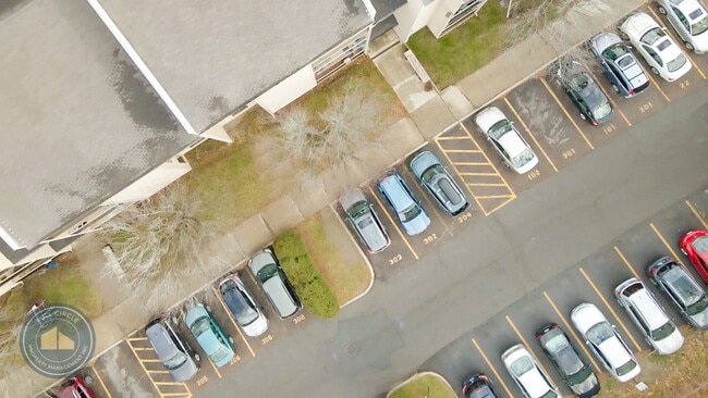 Hill Gardens Condo Association, Burlington, VT 05401 - photo 7