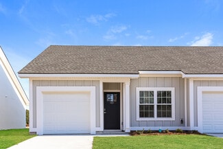 1137 Walker Point Way, Brunswick, GA 31525